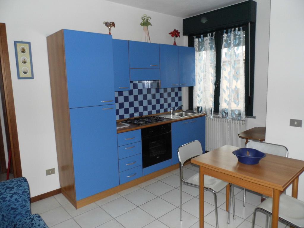 Appartement Bilocale Mentana 21 à Parme Extérieur photo